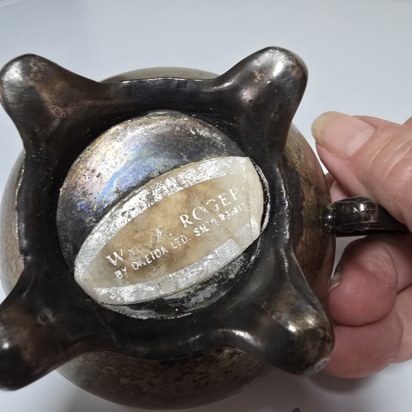 Antique William Rodgers Silver Plated Copper Footed Creamer - Picture 6 of 8